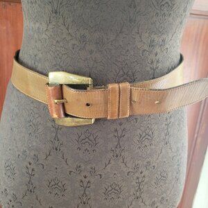 Joan & David  Womens Size M Vintage Calfskin Leather Belt W/ Gold Tone Buckle